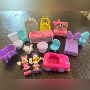 Disney Minnie Mouse Figure and Furniture Replacement Accessories  Figure
